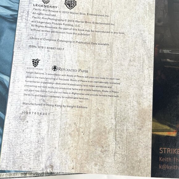 Pacific Rim - Man, Machines & Monsters hardcover book No Slipcover - Picture 3 of 11